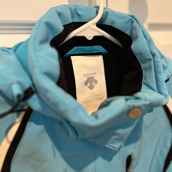 Descente High Performance Ski Jacket - Picture 7 of 13
